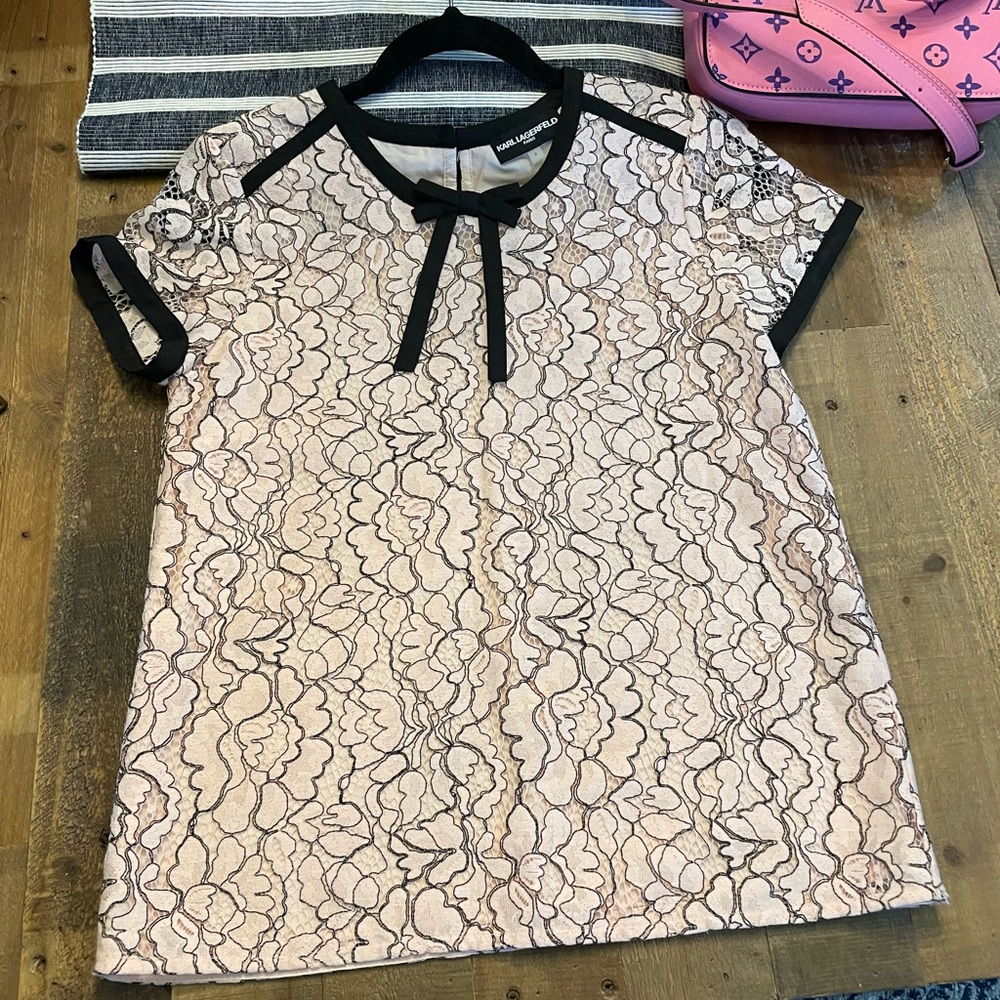 Lace top